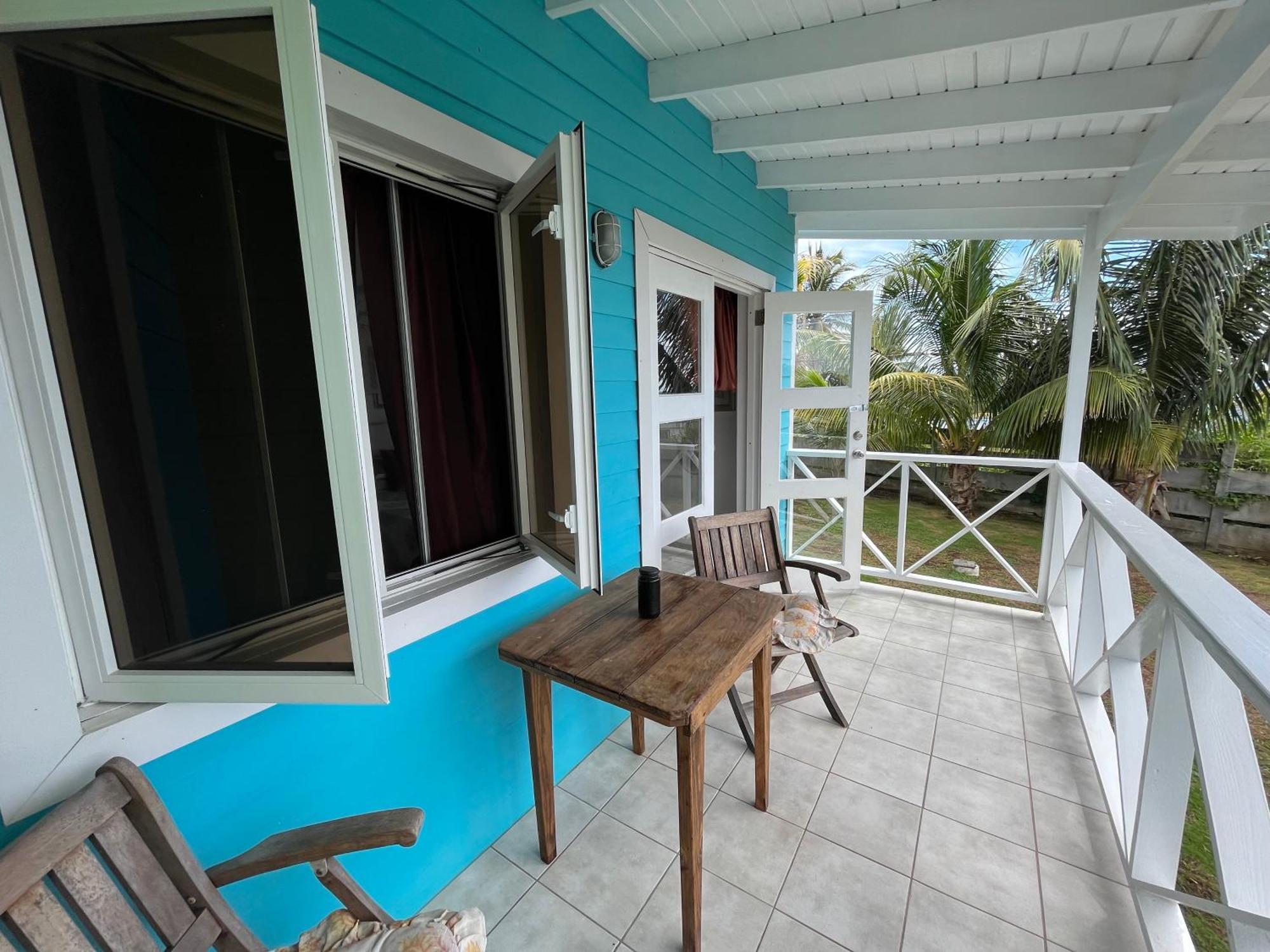Studio Blu At Waves Villa Guesthouse Brighton Village Bagian luar foto