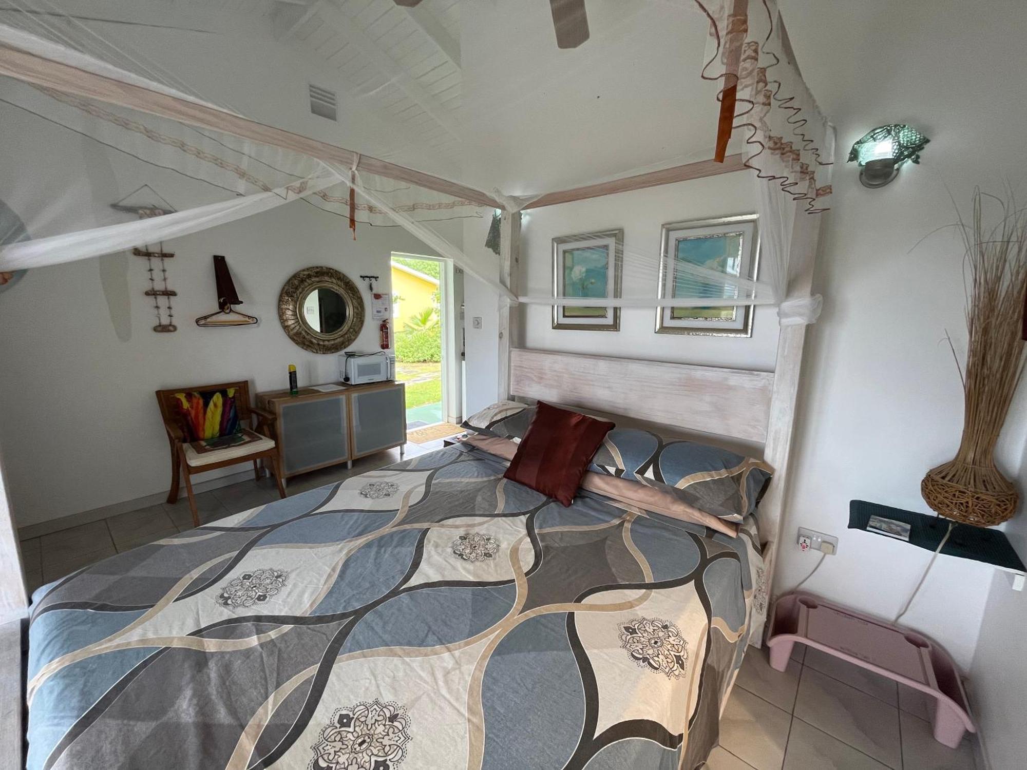 Studio Blu At Waves Villa Guesthouse Brighton Village Bagian luar foto