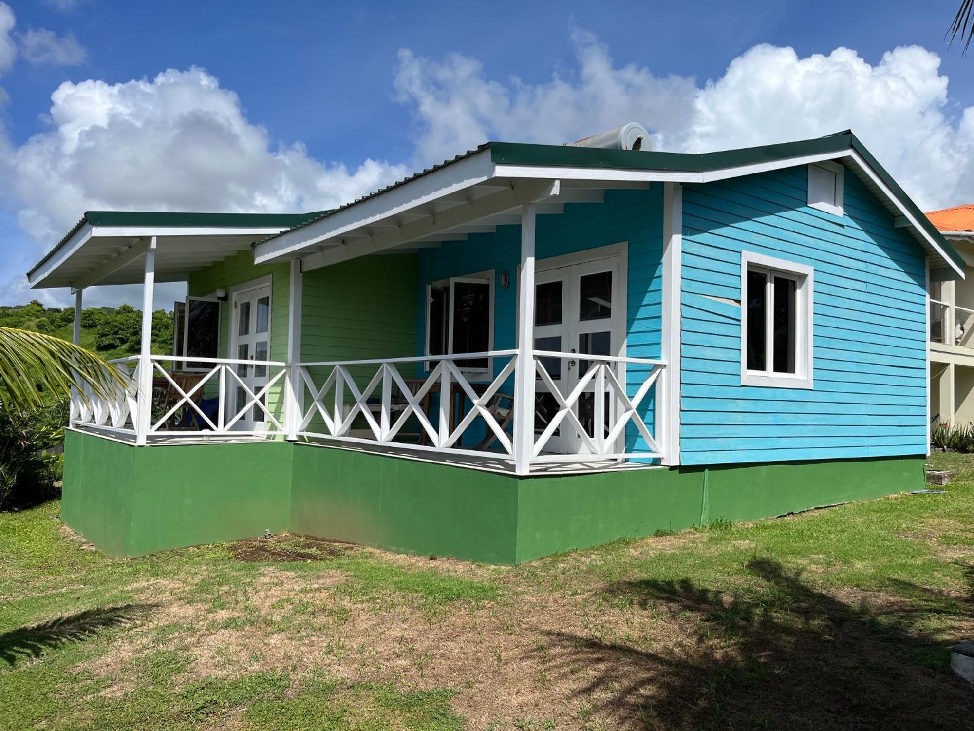 Studio Blu At Waves Villa Guesthouse Brighton Village Bagian luar foto
